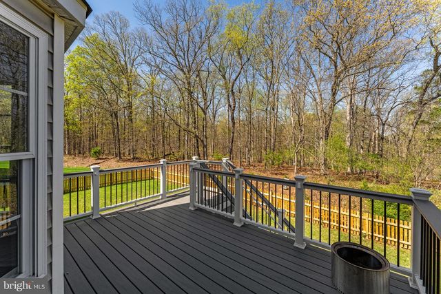 41182 TURTLE DOVE CIR, Aldie, VA 20105