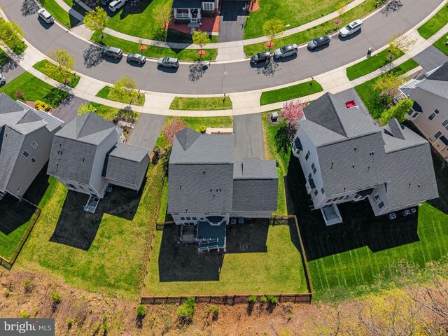 41182 TURTLE DOVE CIR, Aldie, VA 20105