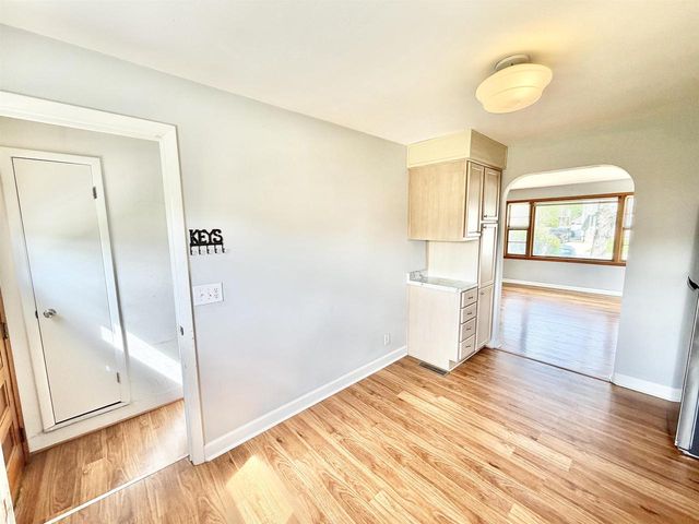 20 S Ringold Street, Janesville, WI 53545