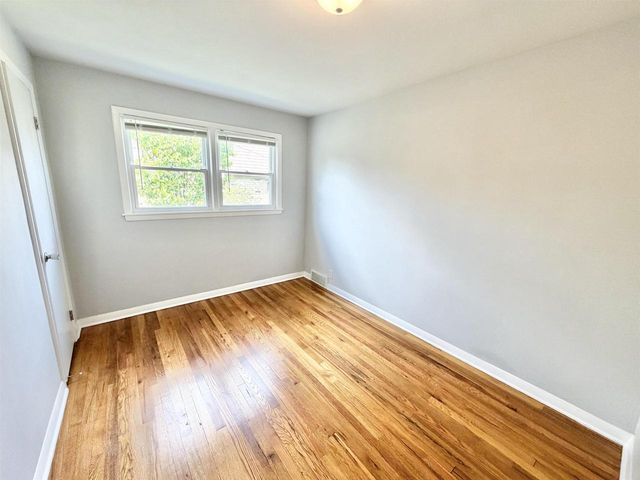 20 S Ringold Street, Janesville, WI 53545