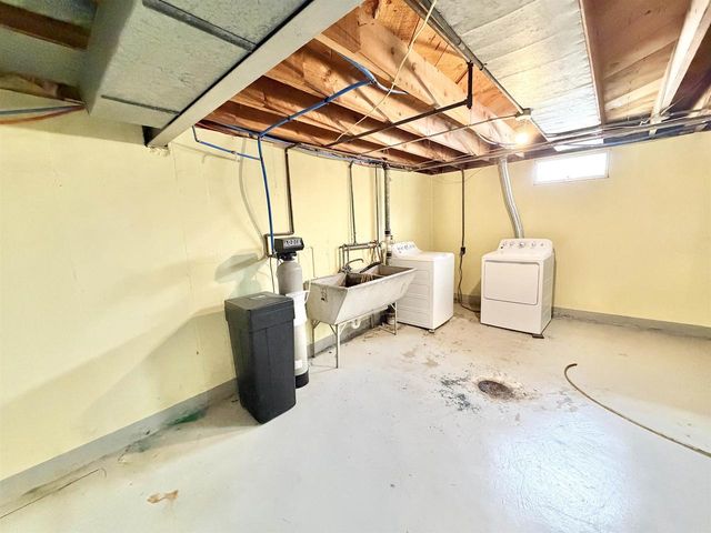 20 S Ringold Street, Janesville, WI 53545