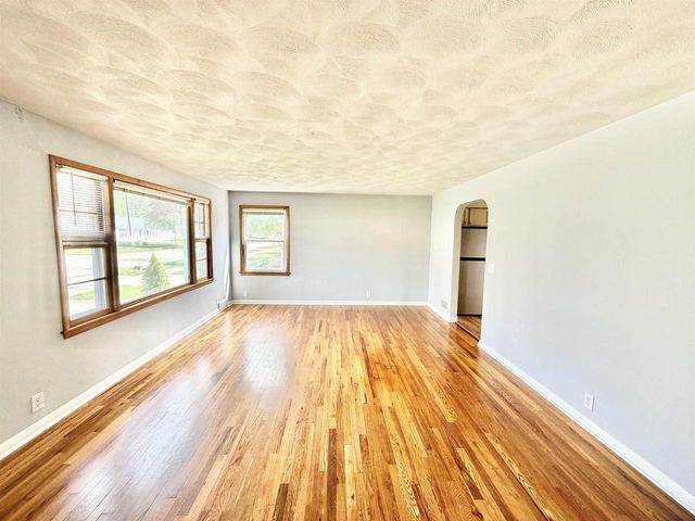 20 S Ringold Street, Janesville, WI 53545