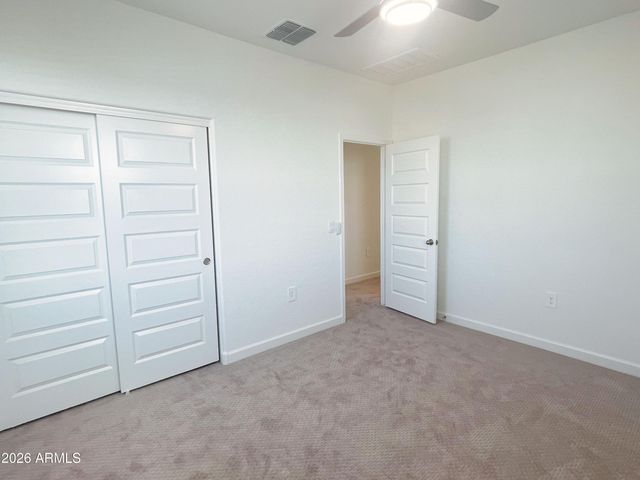 2760 W Stradling Avenue, Apache Junction, AZ 85120
