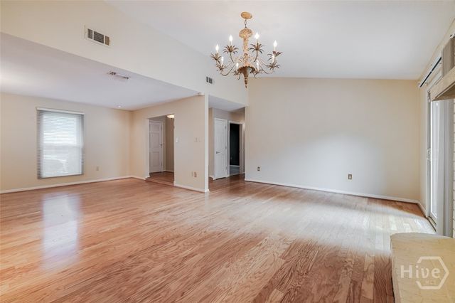 22 River Oaks Road, Savannah, GA 31410