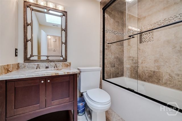 22 River Oaks Road, Savannah, GA 31410