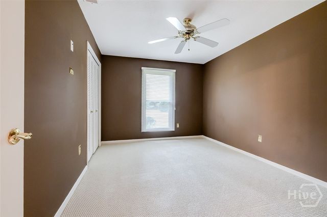 22 River Oaks Road, Savannah, GA 31410