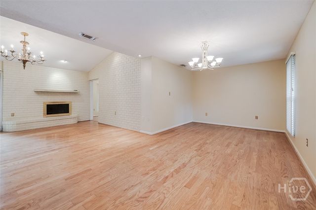 22 River Oaks Road, Savannah, GA 31410