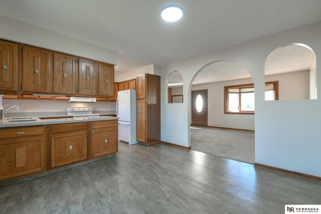 5613 Briar Patch Circle, Lincoln, NE 68516