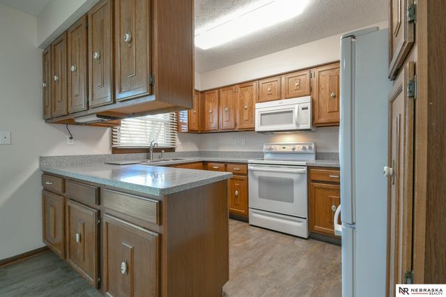 5613 Briar Patch Circle, Lincoln, NE 68516