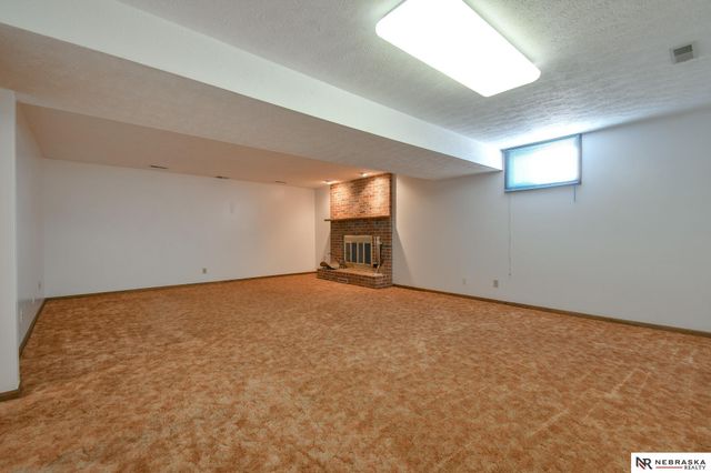 5613 Briar Patch Circle, Lincoln, NE 68516