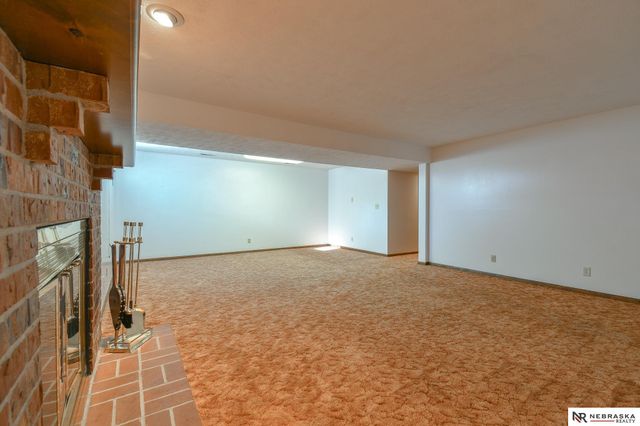 5613 Briar Patch Circle, Lincoln, NE 68516