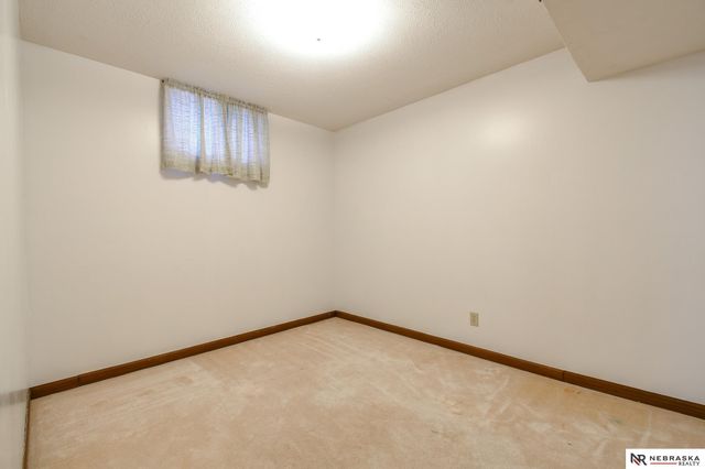 5613 Briar Patch Circle, Lincoln, NE 68516