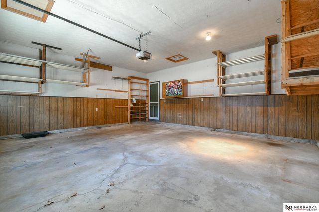 5613 Briar Patch Circle, Lincoln, NE 68516