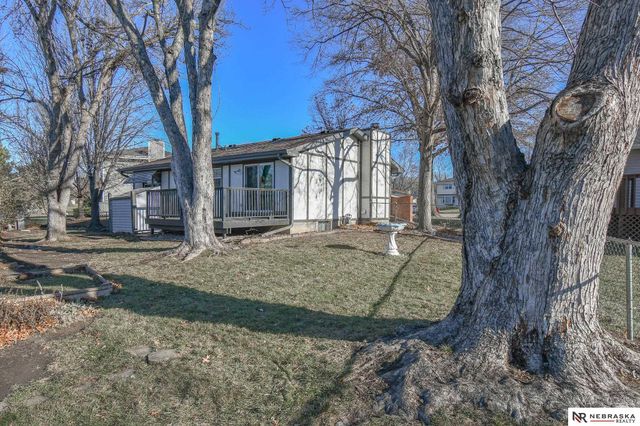 5613 Briar Patch Circle, Lincoln, NE 68516