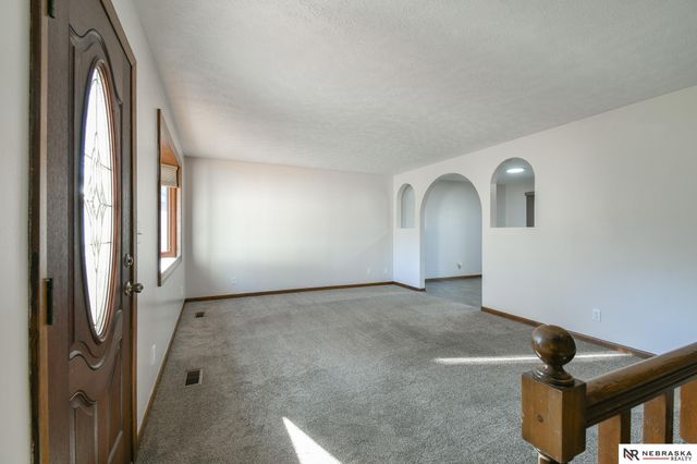 5613 Briar Patch Circle, Lincoln, NE 68516