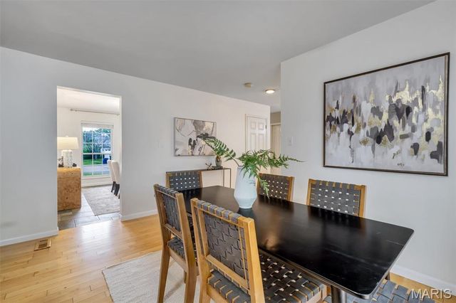 11414 Oxbridge Court, St Louis, MO 63146