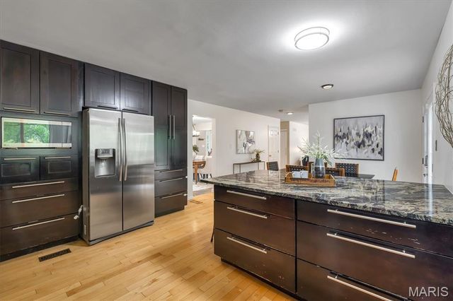 11414 Oxbridge Court, St Louis, MO 63146
