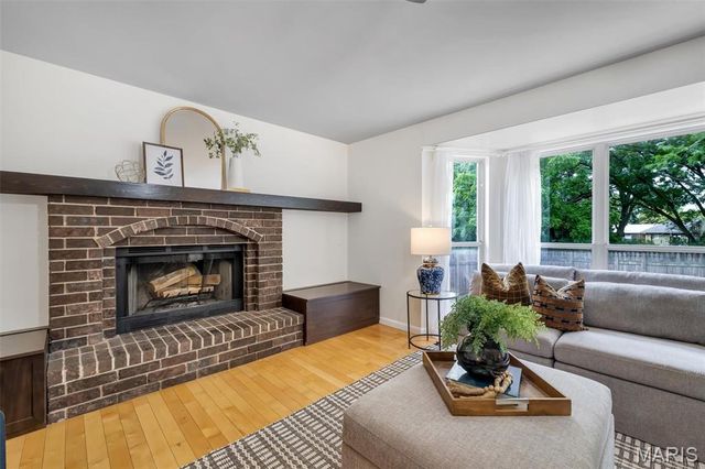 11414 Oxbridge Court, St Louis, MO 63146
