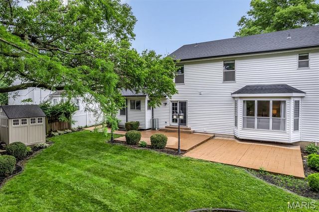 11414 Oxbridge Court, St Louis, MO 63146