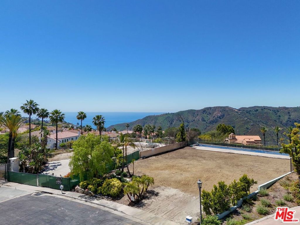 16895 Calle De Sarah, Pacific Palisades, CA 90272 — exterior