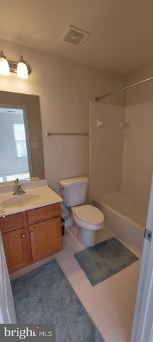 11808 REGENTS PARK DR, Germantown, MD 20876