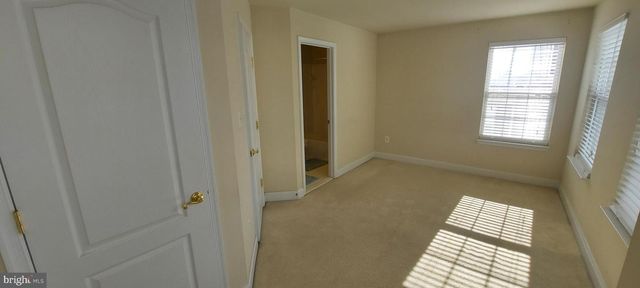 11808 REGENTS PARK DR, Germantown, MD 20876