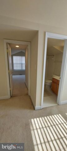 11808 REGENTS PARK DR, Germantown, MD 20876