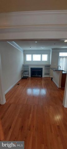 11808 REGENTS PARK DR, Germantown, MD 20876