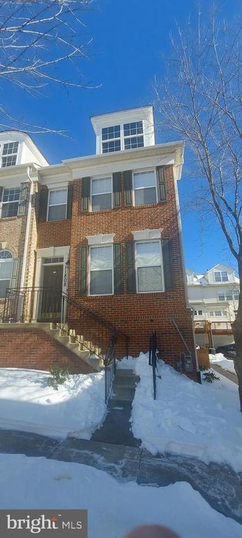 11808 REGENTS PARK DR, Germantown, MD 20876