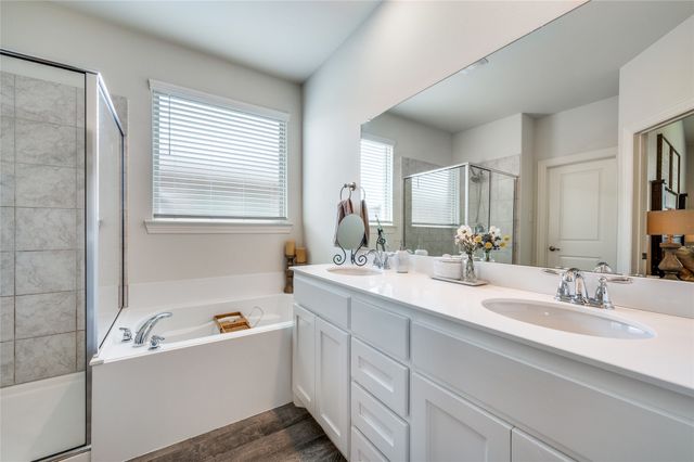 1509 Summit View Lane, Aubrey, TX 76227