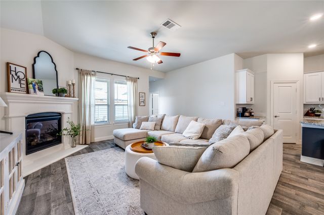 1509 Summit View Lane, Aubrey, TX 76227