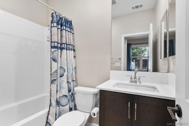 1956 Pavilion Ln, Chula Vista, CA 91915