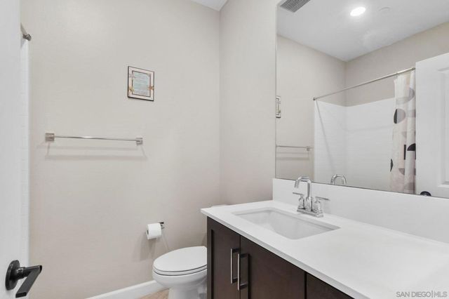 1956 Pavilion Ln, Chula Vista, CA 91915