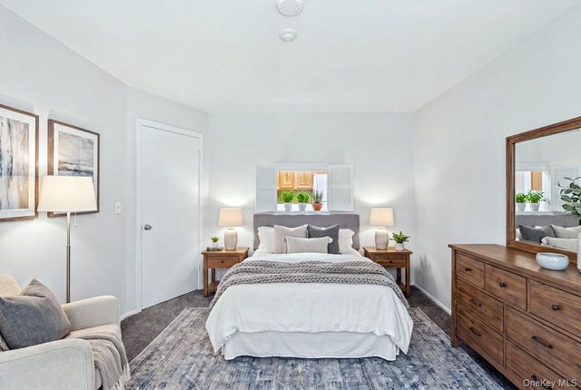 42 Pointe Circle South 0, Coram, NY 11727