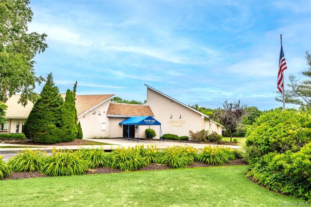 42 Pointe Circle South 0, Coram, NY 11727