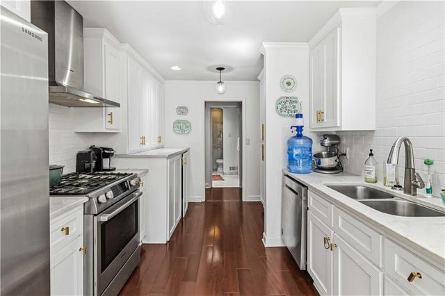 3301 Stonecrest Court, Atlanta, GA 30341