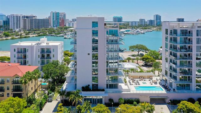 253 GOLDEN GATE POINT 401, Sarasota, FL 34236