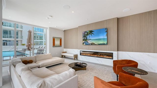 253 GOLDEN GATE POINT 401, Sarasota, FL 34236