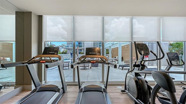 253 GOLDEN GATE POINT 401, Sarasota, FL 34236