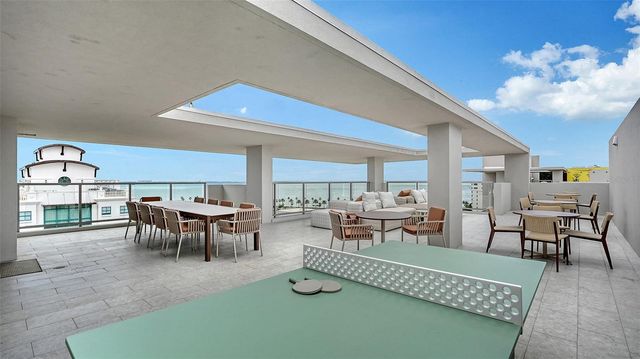 253 GOLDEN GATE POINT 401, Sarasota, FL 34236