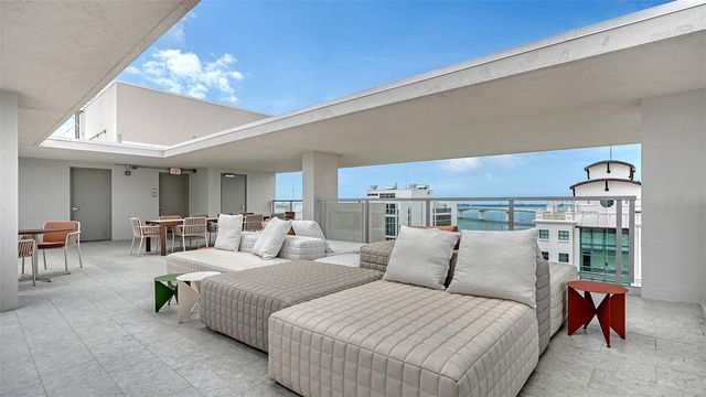 253 GOLDEN GATE POINT 401, Sarasota, FL 34236