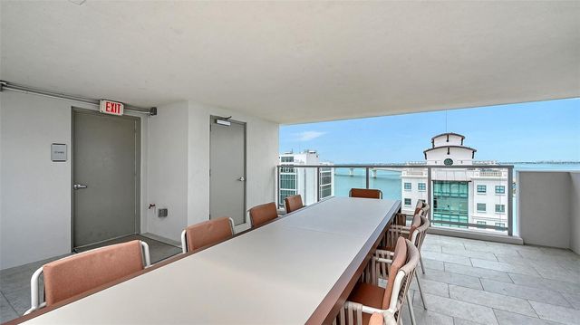 253 GOLDEN GATE POINT 401, Sarasota, FL 34236