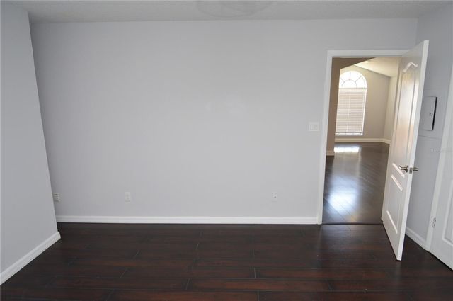 8621 FANCY FINCH DRIVE 201, Tampa, FL 33614