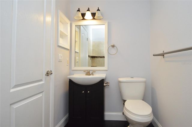 8621 FANCY FINCH DRIVE 201, Tampa, FL 33614