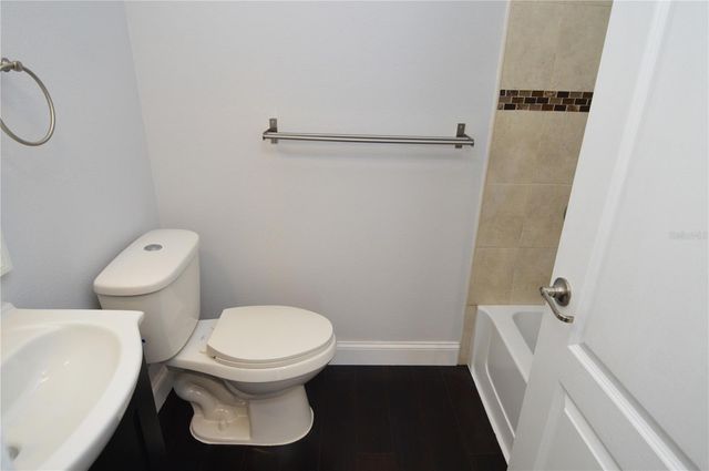 8621 FANCY FINCH DRIVE 201, Tampa, FL 33614