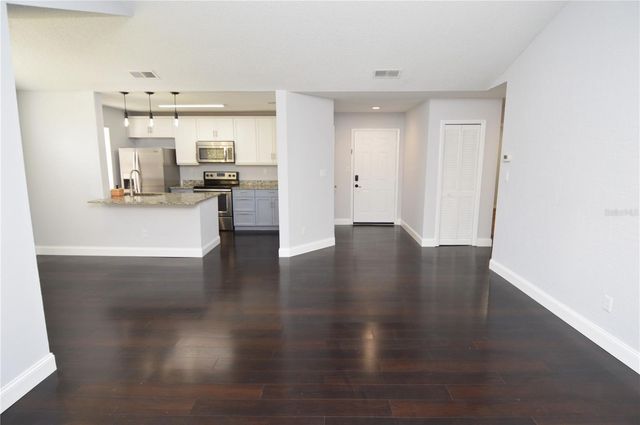 8621 FANCY FINCH DRIVE 201, Tampa, FL 33614