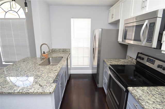 8621 FANCY FINCH DRIVE 201, Tampa, FL 33614