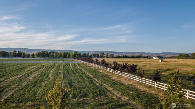 3 B Look Road, Ellensburg, WA 98926