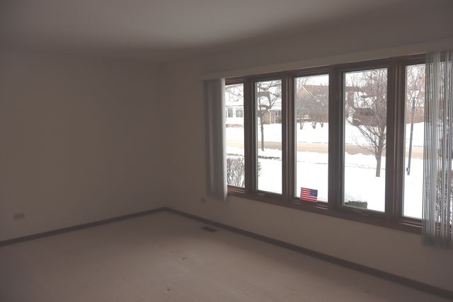 10551 EAGLE RIDGE Drive 127, Orland Park, IL 60467