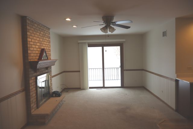 10551 EAGLE RIDGE Drive 127, Orland Park, IL 60467